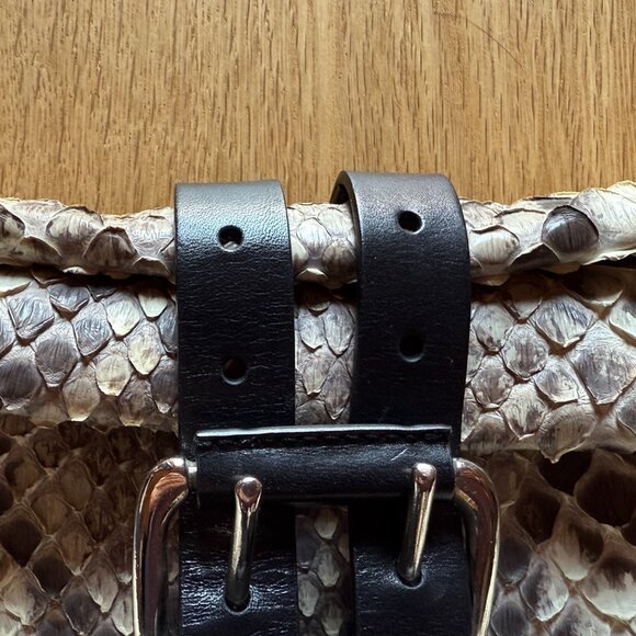 How gorgeous is this!! Amanda Wakeley python clutch, worn twice. - Picture 12 of 16